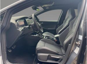 Volkswagen Golf VIII 1.5 TSI R-Line Navi CarPlay Panorama