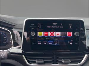 Volkswagen T-Roc 1.5 TSI R-Line DSG CarPlay Kamera ACC Shzg