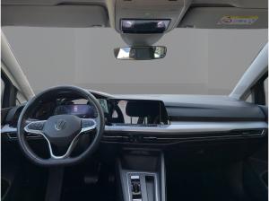 Volkswagen Golf VIII Variant 1.0 eTSI Life DSG LED Navi