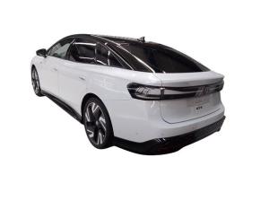 Volkswagen ID.7 GTX 4Mo. - Interieur und Exterieur Plus Paket + PANO / 8-fach Bereift
