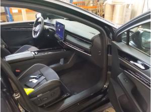 Volkswagen ID.7 Tourer Pro S - Interieur und Exterieur Plus Paket + PANO / Garantie + 8-fach Bereifung