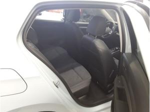Volkswagen Golf VIII Lim. Style  1.5 eTSI DSG - LED Plus HUD Navi Area View PDC SHZ Keyless ACC