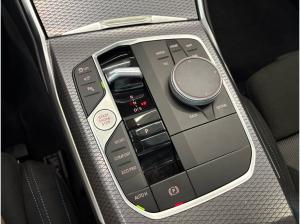 BMW 330 330d xDrive M Sport DA ACC PA+ Pano HuD AHK 19 LMR