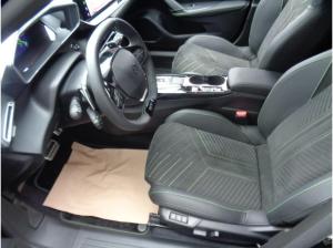 Peugeot 2008 GT 130 EAT8 Sitzheizung, Allwetterreifen, Navi