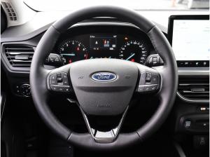 Ford Focus Titanium 125PS FAP Winter Parking