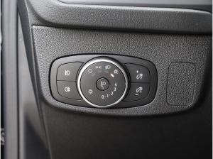 Ford Focus Titanium 125PS FAP Winter Parking