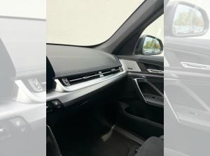 BMW iX1 xDrive20 M SPORT+HUD+AHK+KAMERA+ACC+HK SOUND