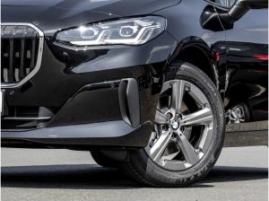 BMW 218 218i 17 Pano AHK Komfortzugang Lenkradhzg. uvm.
