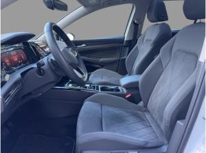 Volkswagen Golf Variant VIII 1.5 eTSI DSG Style Navi LED SHZ
