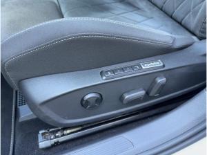 Volkswagen Golf Variant VIII 1.5 eTSI DSG Style Navi LED SHZ