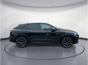 Audi RS Q8 (4MT)