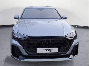 Audi Q8 (4MT)