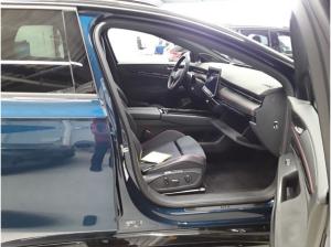 Volkswagen ID.7 Tourer GTX - Interieur Plus und Exterieur Plus Paket + PANO / 8-fach Bereift