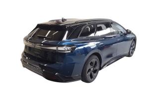 Volkswagen ID.7 Tourer GTX - Interieur Plus und Exterieur Plus Paket + PANO / 8-fach Bereift