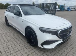 Mercedes-Benz E 300 de 4M T AMG+AHK+Superscreen+4DSound+Pano++