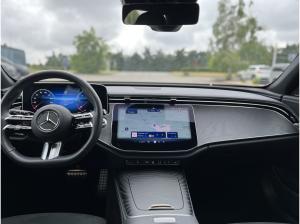 Mercedes-Benz E 220 d T AMG+AHK+Burm+Distronic+Kamera+CarPlay+