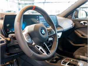 BMW M235