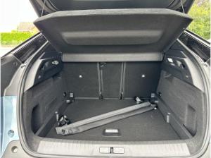 Peugeot 3008 GT EXCLUSIVE HYBRID 145 e-DSC6 El. Pano Navi SHZ