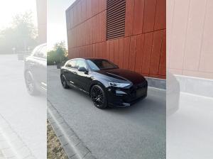 Audi Q8 S-Line Black Edition --- 0,5% Versteuerung ---