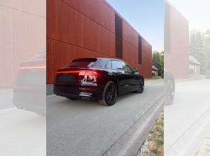 Audi Q8 S-Line Black Edition --- 0,5% Versteuerung ---