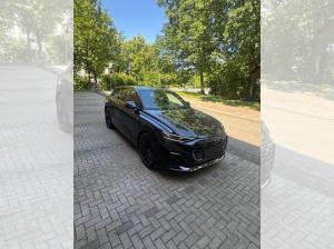 Audi Q8 S-Line Black Edition --- 0,5% Versteuerung ---