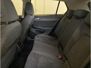 Volkswagen Golf VIII 1.5 eTSI Style *DSG*ACC*SHZ*PDC