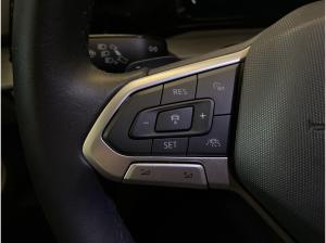 Volkswagen Golf VIII 1.5 eTSI Style *DSG*ACC*SHZ*PDC