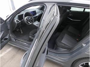 BMW 320 d Tour. "M-Sport" DrivAssProf, ParkAss+, Head-Up, HiFi, uvm.