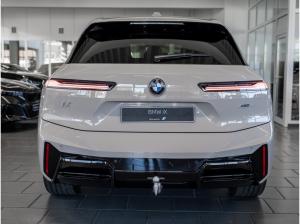 BMW ix xDrive 45