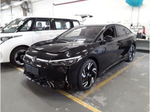 Volkswagen ID.7 GTX 4Mo. - Interieur und Exterieur Plus Paket + PANO / 8-fach Bereift