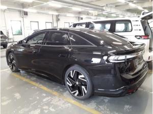 Volkswagen ID.7 GTX 4Mo. - Interieur und Exterieur Plus Paket + PANO / 8-fach Bereift