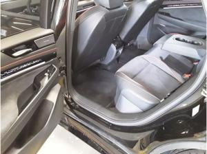 Volkswagen ID.7 GTX 4Mo. - Interieur und Exterieur Plus Paket + PANO / 8-fach Bereift