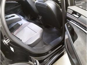Volkswagen ID.7 GTX 4Mo. - Interieur und Exterieur Plus Paket + PANO / 8-fach Bereift