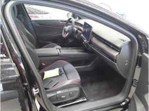 Volkswagen ID.7 GTX 4M NP.80T ACC.5J-G.AÄRMEPUMPE.AHK.AREA-VIEW.NAVI.HUD.PANO.HARMAN