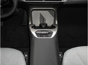BMW iX3 40 Inno.Pak. 3D HUD H/KSound Syst. DAB Sitzheiz. Klimaaut.
