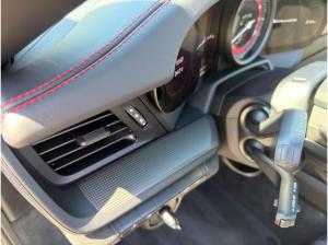 Porsche 911 911 Carrera 4 GTS Cabriolet/Lift/Carbon/ACC/BOSE