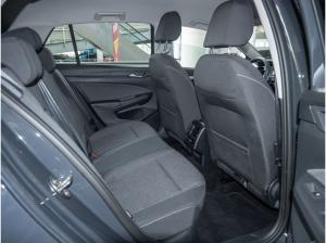 Volkswagen Golf VIII 1.0 TSI Move LED APP Keyless Sitzhzg.