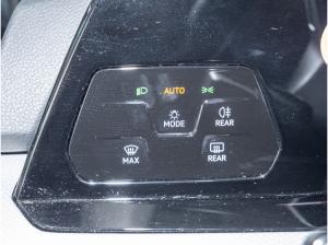 Volkswagen Golf VIII 1.0 TSI Move LED APP Keyless Sitzhzg.