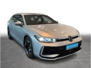 Volkswagen Passat Variant 2.0TDI DSG R-Line 4x4 STHZG AHK KAMERA