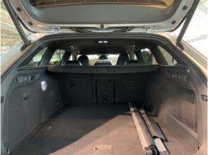 Volkswagen Passat Variant 2.0TDI DSG R-Line 4x4 STHZG AHK KAMERA