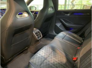 Volkswagen Passat Variant 2.0TDI DSG R-Line 4x4 STHZG AHK KAMERA
