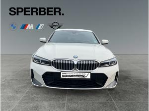 BMW 320 i Lim. "M Sport "  LC Prof, HuD, ACC, Parkass. +, AHK, uvm.