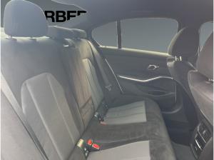 BMW 320 i Lim. "M Sport "  LC Prof, HuD, ACC, Parkass. +, AHK, uvm.