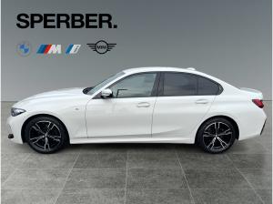 BMW 320 i Lim. "M Sport "  LC Prof, HuD, ACC, Parkass. +, AHK, uvm.