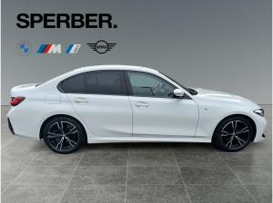 BMW 320 i Lim. "M Sport "  LC Prof, HuD, ACC, Parkass. +, AHK, uvm.