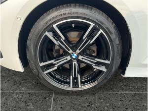 BMW 320 i Lim. "M Sport "  LC Prof, HuD, ACC, Parkass. +, AHK, uvm.