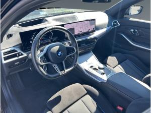 BMW 320 i Tour. "M Sport"   LC Prof., HuD, ACC, Parkass. +, Keyless, uvm.