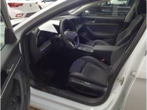 Volkswagen Passat Variant Business 1.5 eTSI DSG - Area View LED Navi AHK GJR ACC SHZ PDC LM