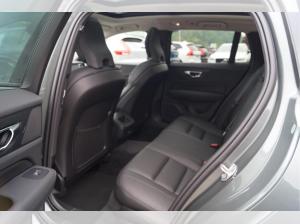 Volvo V60 B4 Benzin Plus Dark DKG/360°/Panorama/HeadUp **PRIVAT**