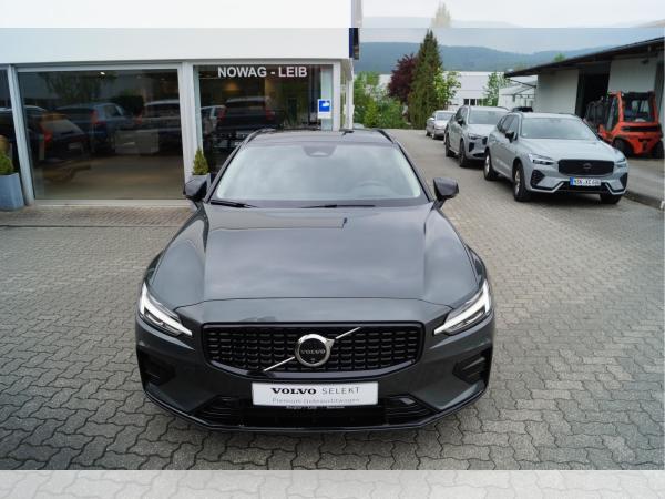 Volvo V60 B4 Benzin Plus Dark DKG/360°/Panorama/HeadUp **PRIVAT**